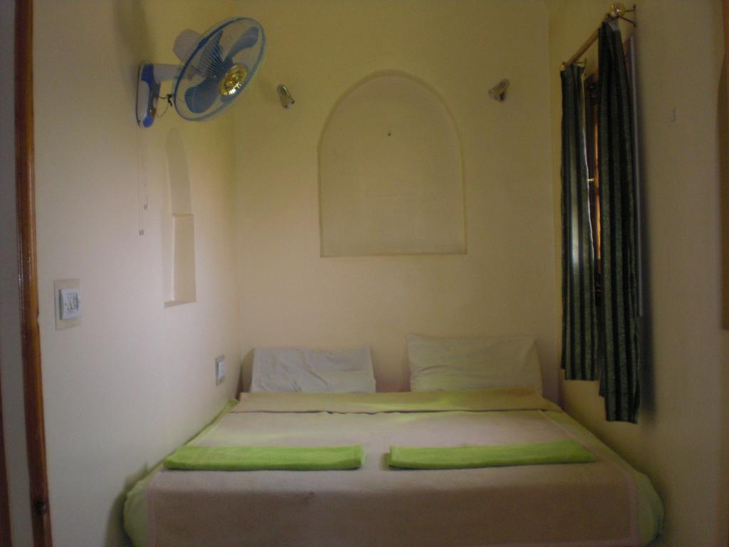El Fayrouz Hotel Λούξορ Δωμάτιο φωτογραφία